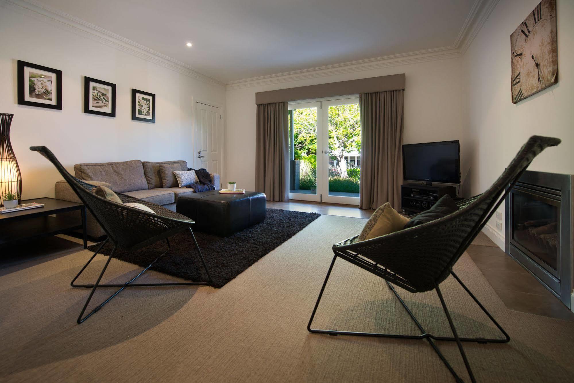 דיילספורד Spa Villas On Main מראה חיצוני תמונה
